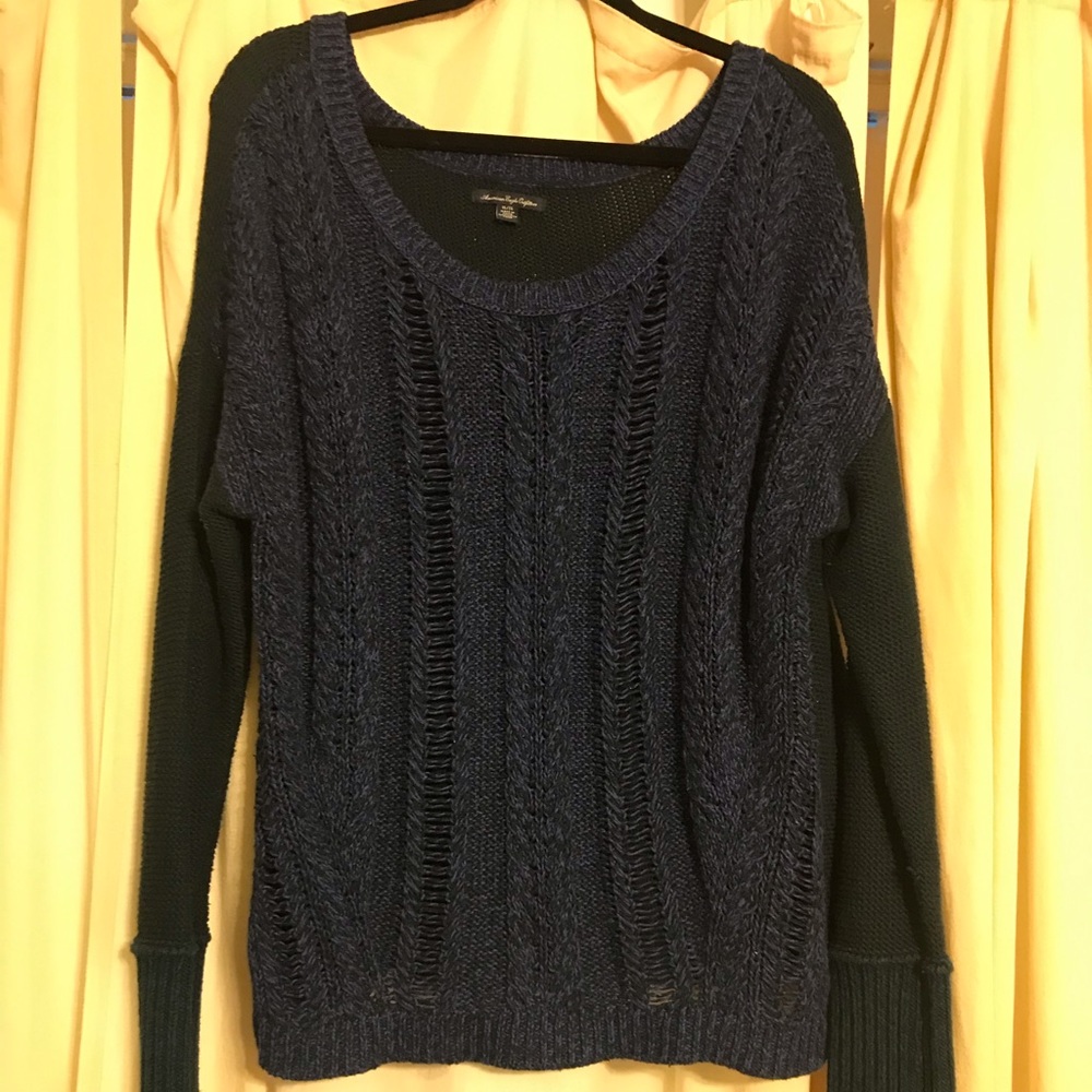 American Eagle Navy blue sweater